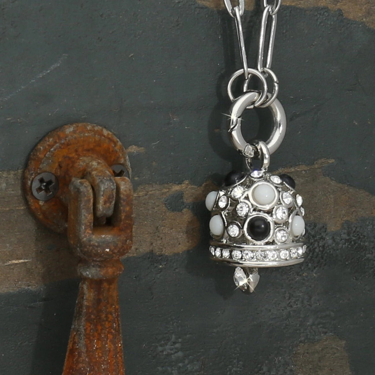 Anhänger “Glocke" - Farbe Silber/Schwarz/Weiss - PerlineBeads SA