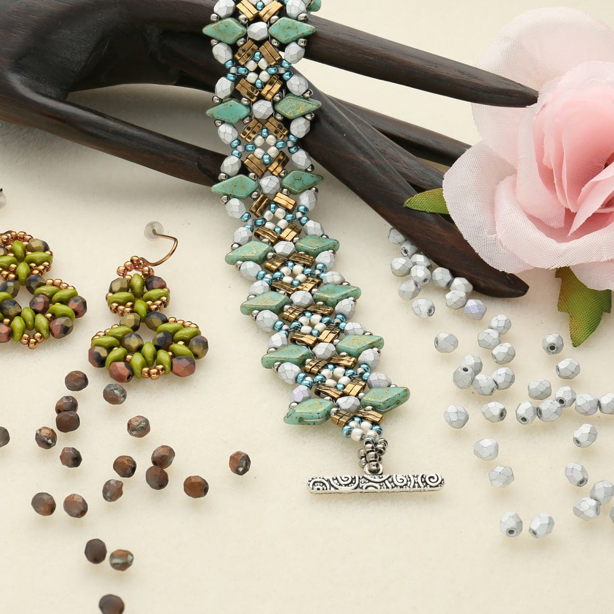 Glasschliffperlen (Firepolished) - 4 mm - PerlineBeads