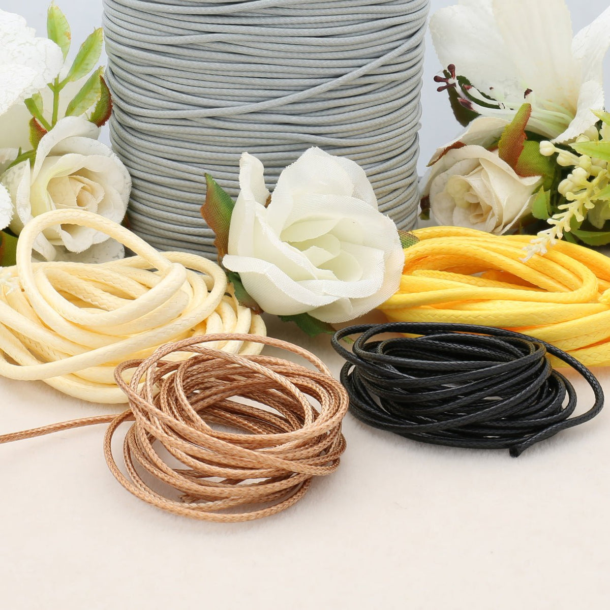 Kordeln aus gewachstem Polyester - PerlineBeads