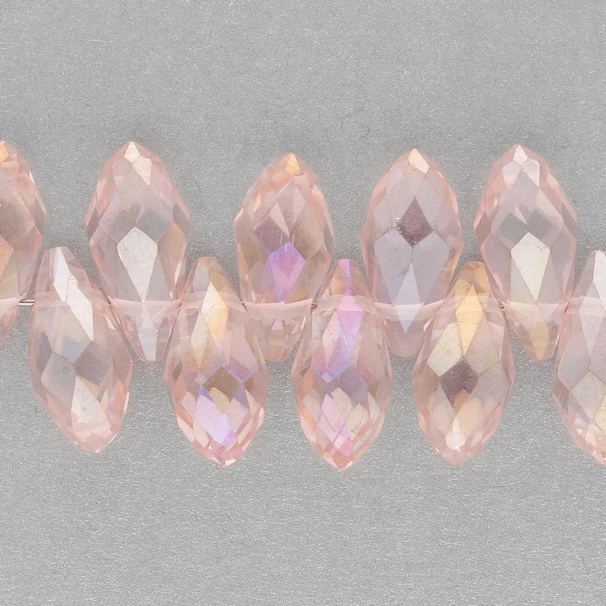 Briolettes Glasperlen mit seitlichem Loch 13x6 mm - Peach Puff - PerlineBeads SA