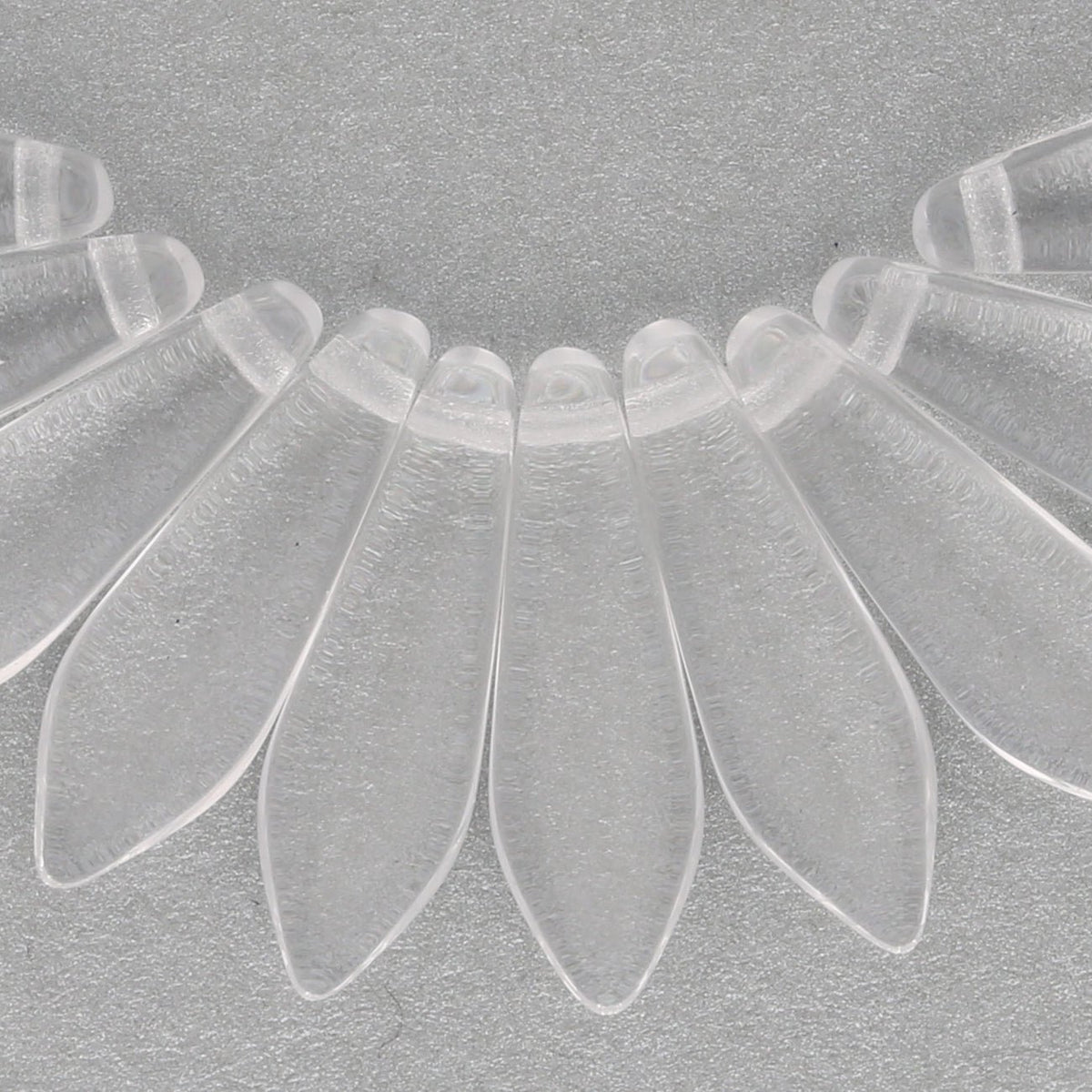 Dagger Bead 1 - Loch - Crystal - PerlineBeads SA