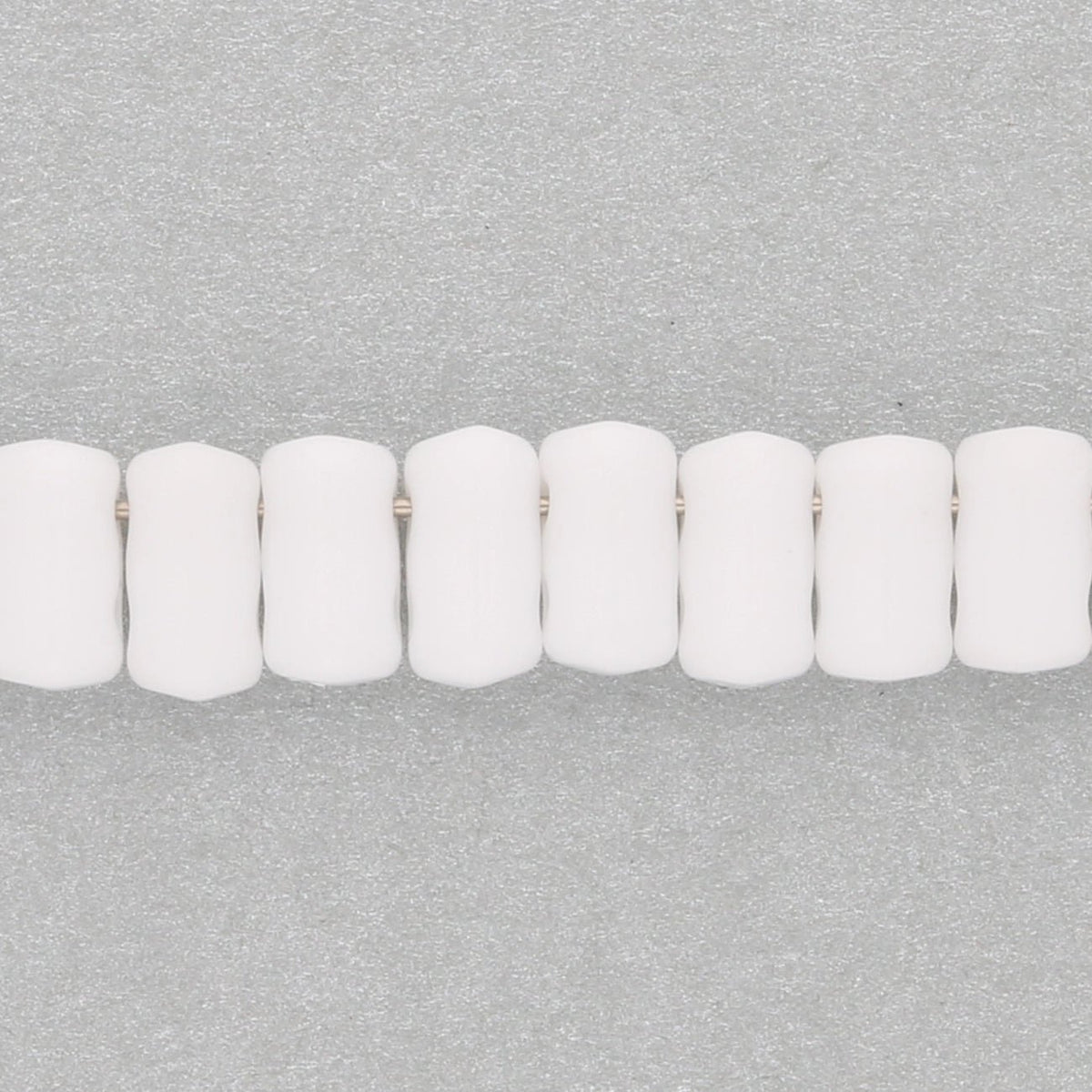 Matubo Rulla Glasperlen - White Chalk - PerlineBeads SA