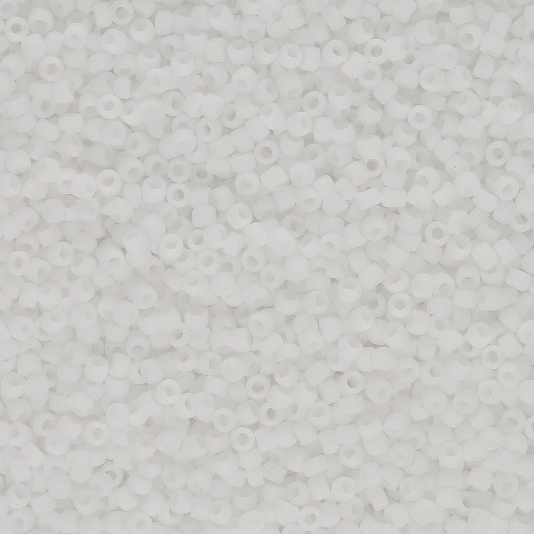 Rocailles-Perlen Toho 15/0 – Opaque Frosted White - PerlineBeads