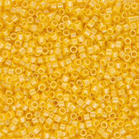 TOHO Aiko - Opaque Sunshine Luster - PerlineBeads SA