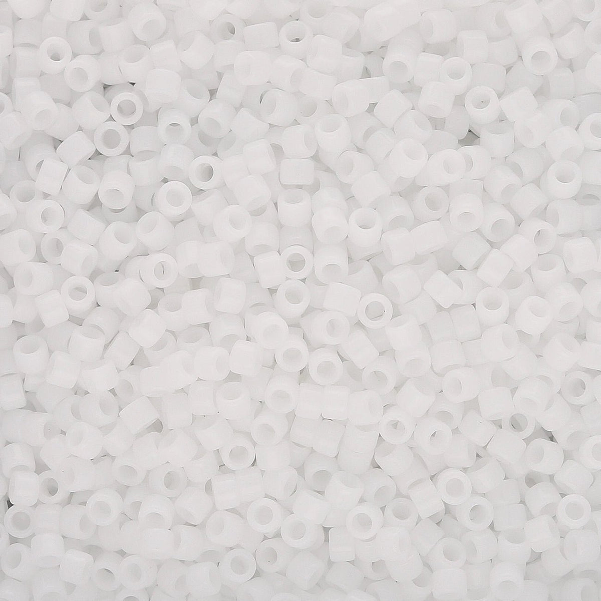 TOHO Aiko - Opaque White - PerlineBeads SA