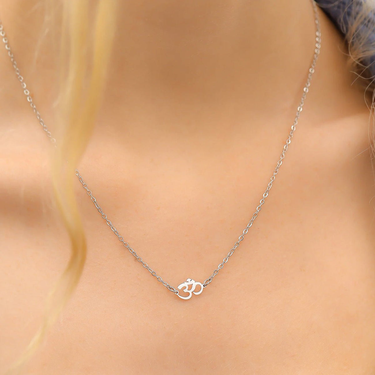 Verbindungselement "Om" - Edelstahl PVD - PerlineBeads SA