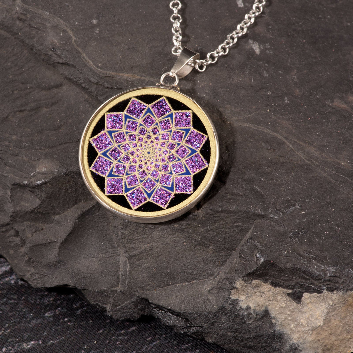 Anhänger Lotus Blume, Silber mit Turmalin - PerlineBeads