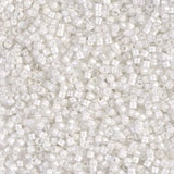 Delica 11/0 - DB066 - Lined white AB - PerlineBeads