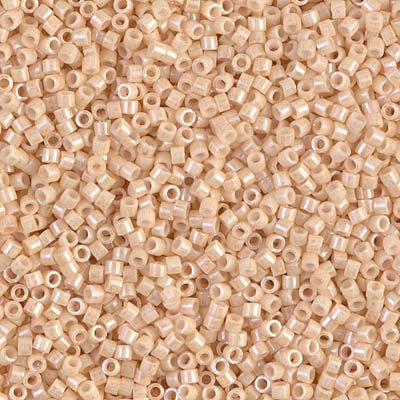 Delica 11/0 - DB204 - Ceylon Antique Beige - PerlineBeads