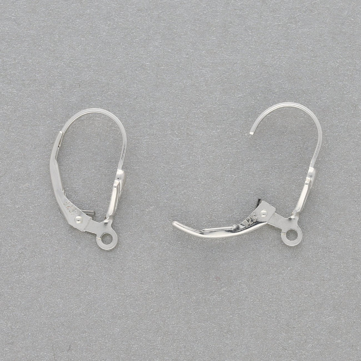 Ohrbügel für Ohrringe «Fleur de Lis» – 14x12 mm - Sterling Silber - PerlineBeads