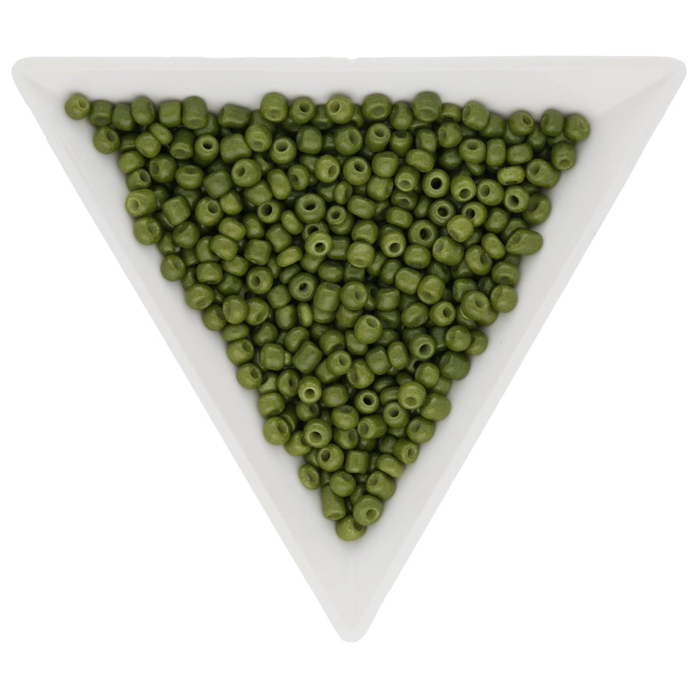Rocailles Glasperlen 3 mm unregelmässige Grösse – Opaque Olive Green - PerlineBeads