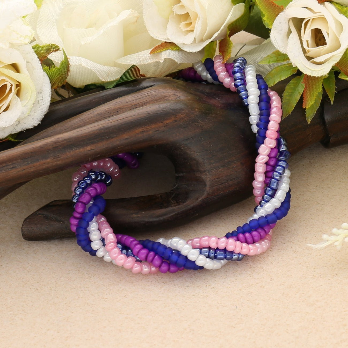 Rocailles Glasperlen Mix 8/0 unregelmässige Grösse – Blue Orchid - PerlineBeads