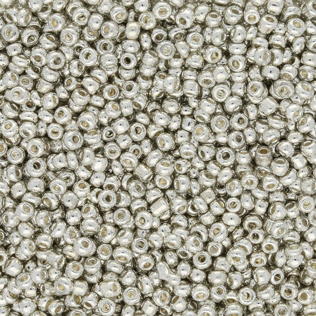 Rocailles Perlen 2 mm unregelmässige Grösse – Silver - PerlineBeads