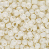 Rocailles-Perlen Toho 6/0 – Opaque-Lustered Navajo White - PerlineBeads