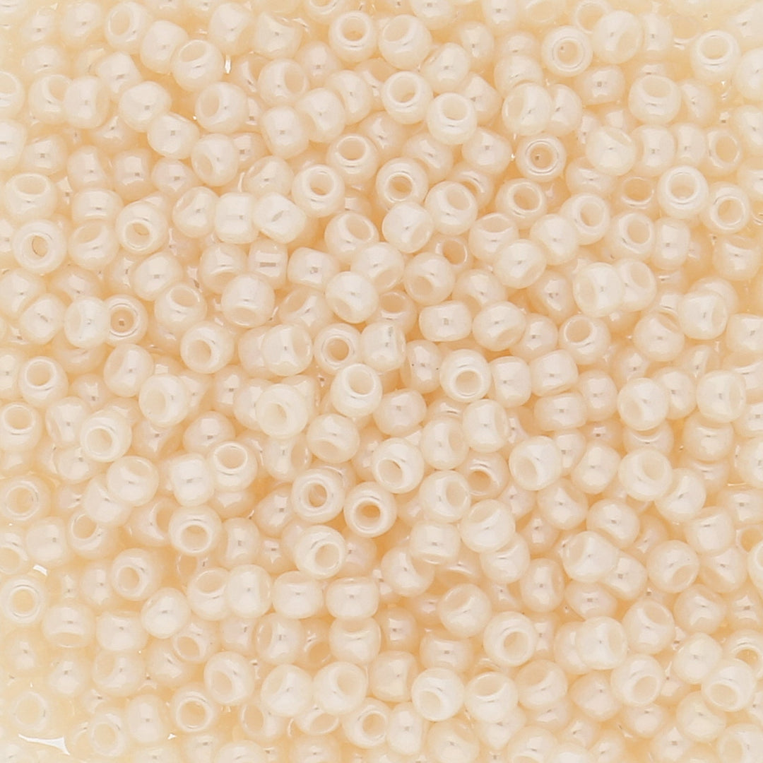 Rocailles-Perlen Toho 8/0 – Ceylon Light Ivory - PerlineBeads